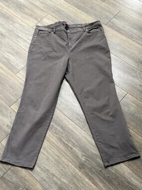 Gloria Vanderbuilt Amanda Jeans Womens Size 22W Gray Straight Leg Casual Plus